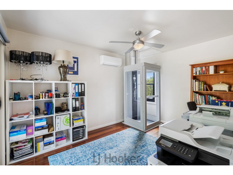 209 Fishing Point Road, Fishing Point NSW 2283