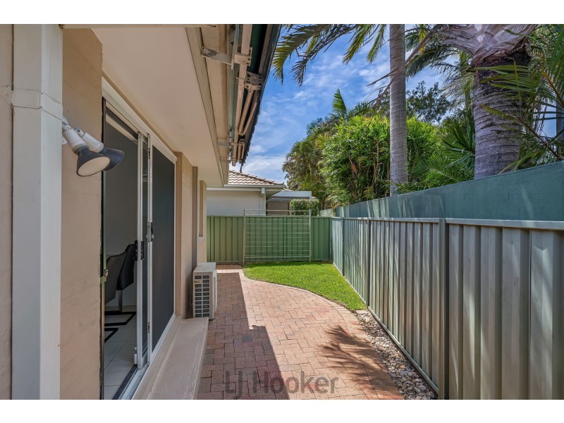 20/33-39 Haddon Crescent, Marks Point NSW 2280