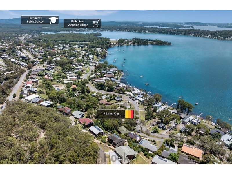 17 Ealing Crescent, Fishing Point NSW 2283
