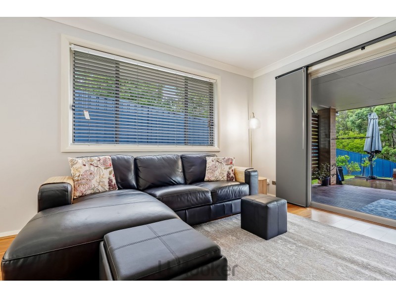 35 Jupiter Circuit, Cameron Park NSW 2285