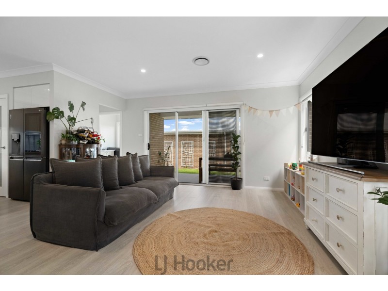 15 Mackenzie Parade, Boolaroo NSW 2284