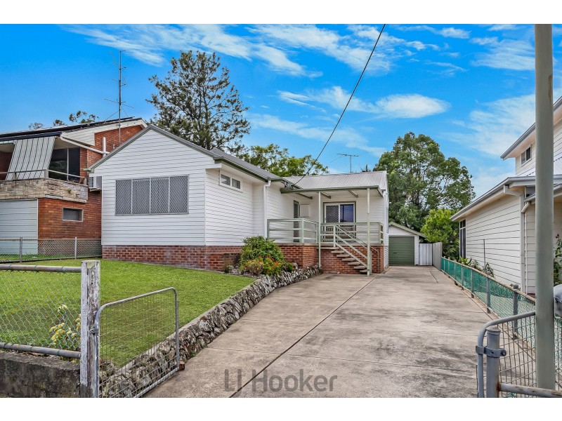 6 Elizabeth Street, Fennell Bay NSW 2283