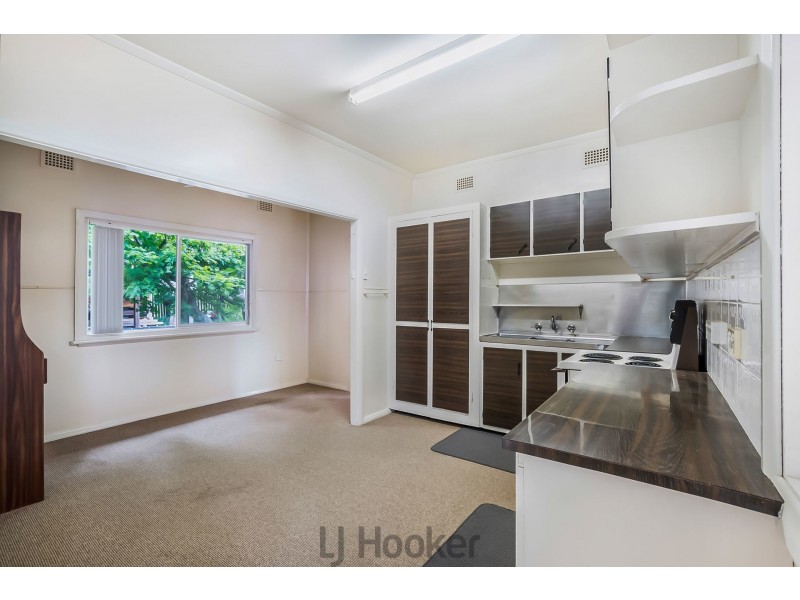 6 Elizabeth Street, Fennell Bay NSW 2283