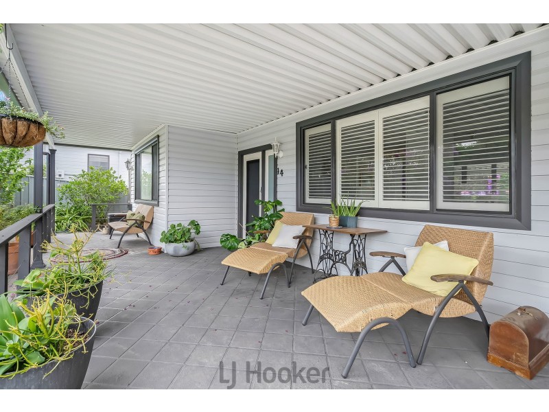 14 Chippindall Street, Speers Point NSW 2284