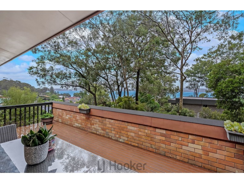19 Skye Point Road, Coal Point NSW 2283