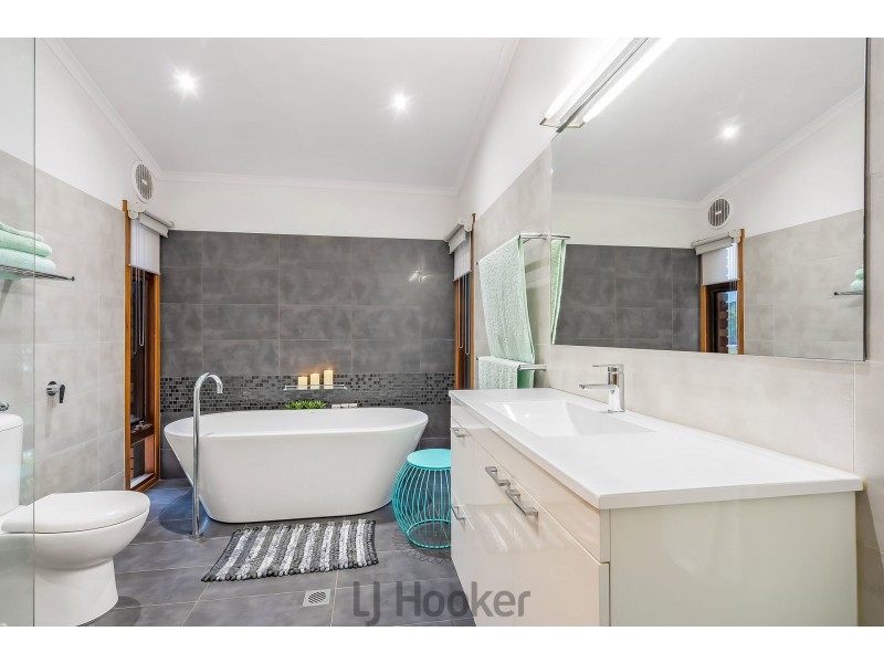 19 Skye Point Road, Coal Point NSW 2283