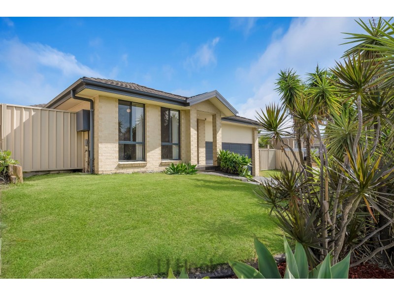 108 Clydebank Road, Buttaba NSW 2283