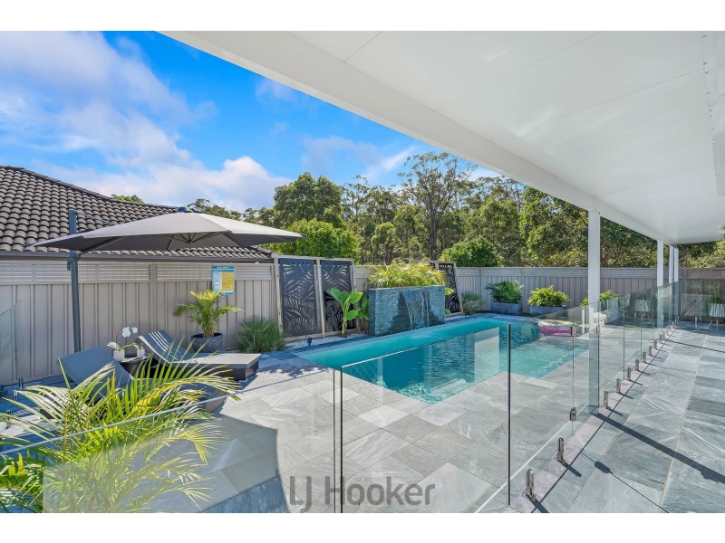 5 Bussorah Place, Cameron Park NSW 2285