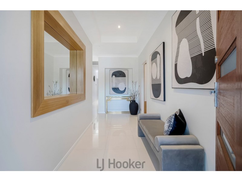 5 Bussorah Place, Cameron Park NSW 2285