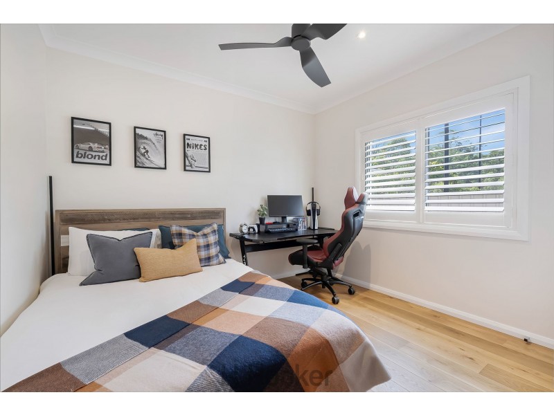 5 Bussorah Place, Cameron Park NSW 2285