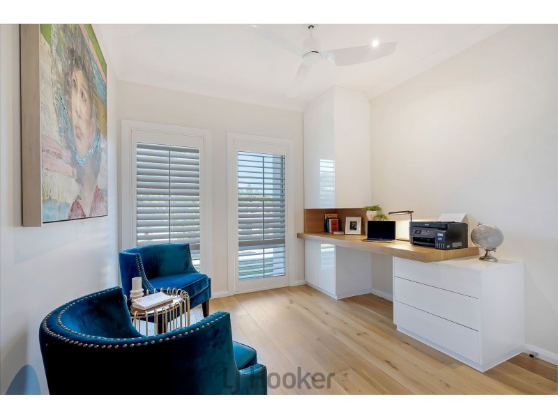 5 Bussorah Place, Cameron Park NSW 2285
