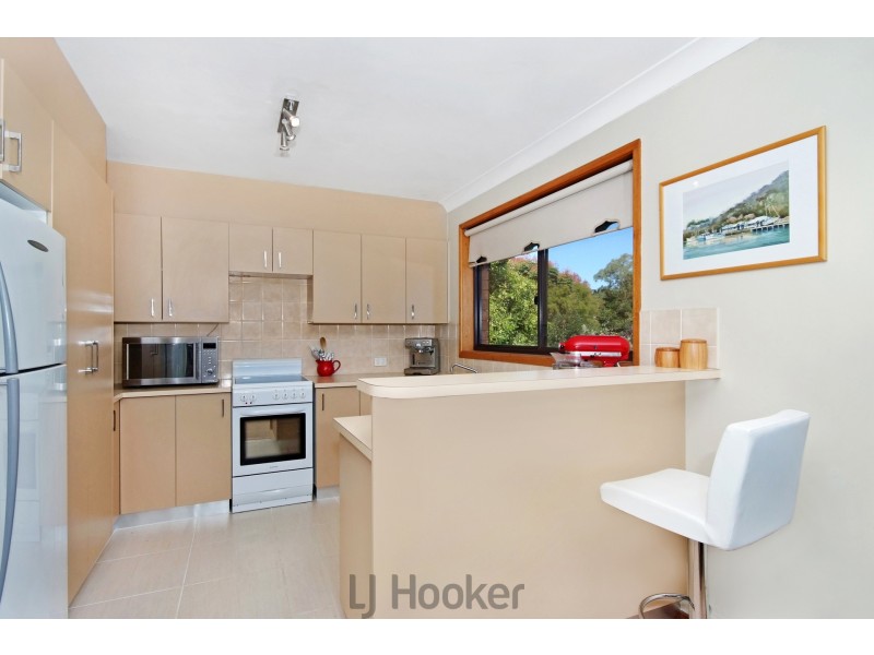 12 Rofe Street, Coal Point NSW 2283