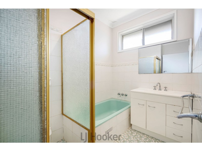 11 Dewrang Crescent, Toronto NSW 2283