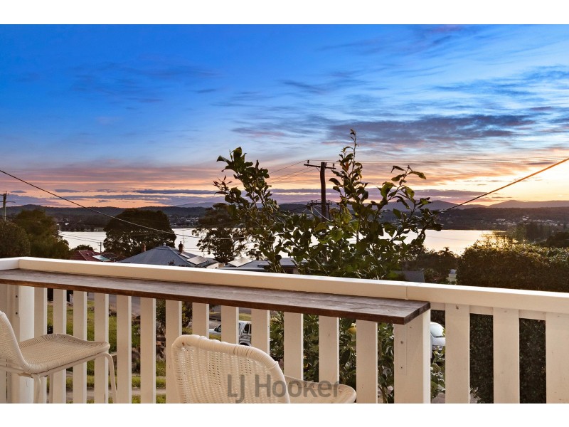 8 Farm Street, Speers Point NSW 2284