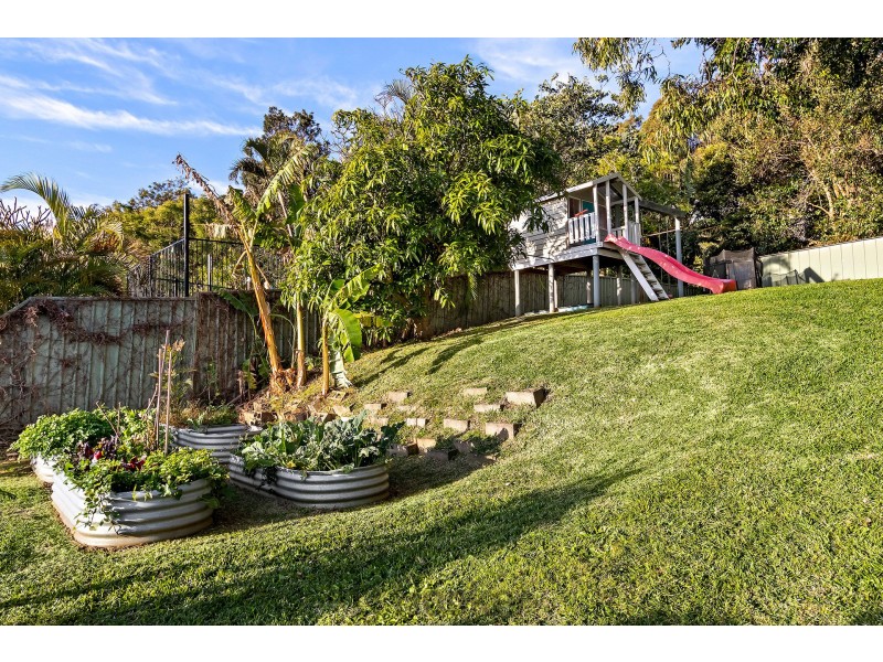 8 Farm Street, Speers Point NSW 2284