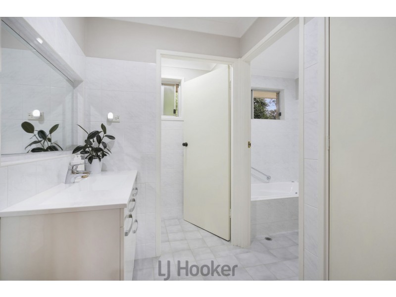 16 The Quarterdeck, Carey Bay NSW 2283