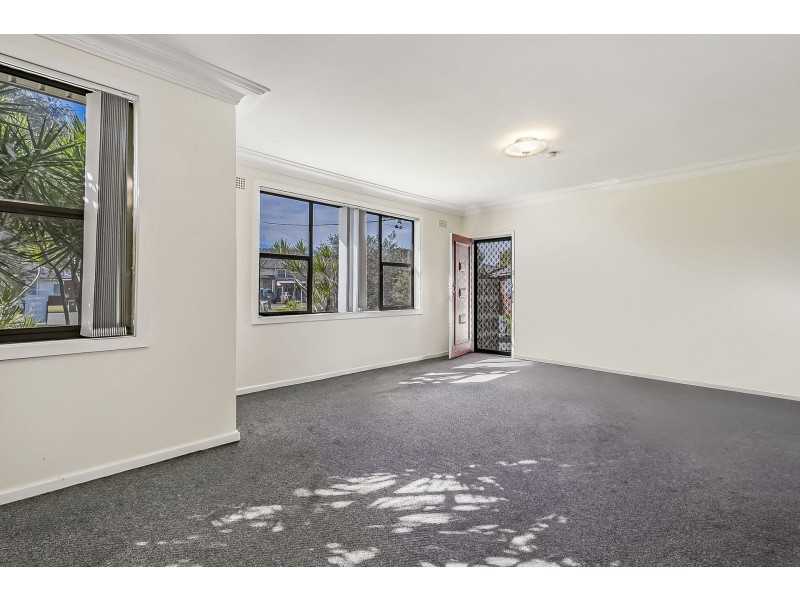 7 Lynn Place, Speers Point NSW 2284