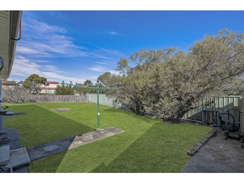 7 Lynn Place, Speers Point NSW 2284