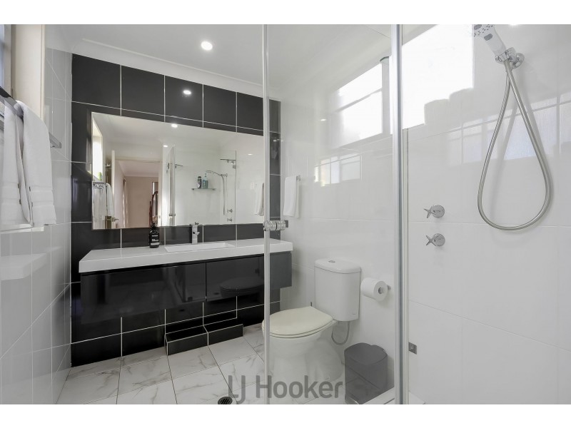 4 Sealand Road, Fishing Point NSW 2283