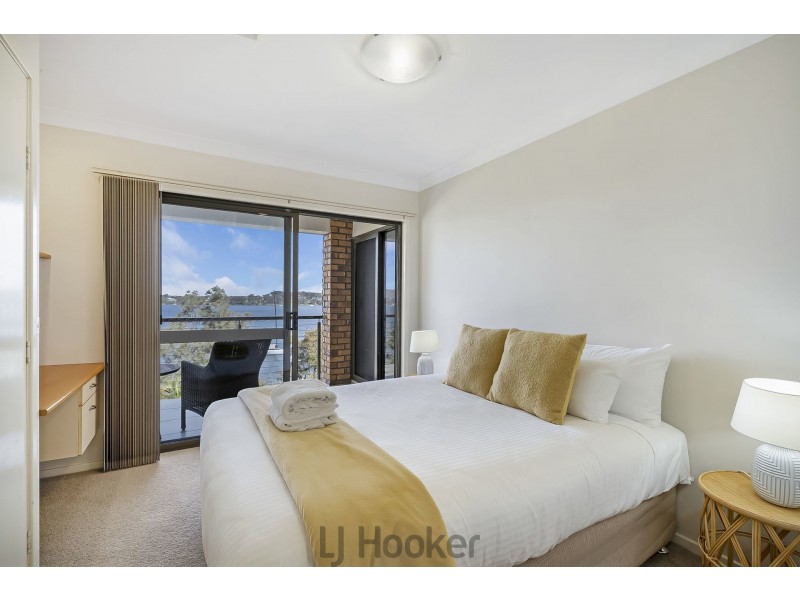 4 Sealand Road, Fishing Point NSW 2283
