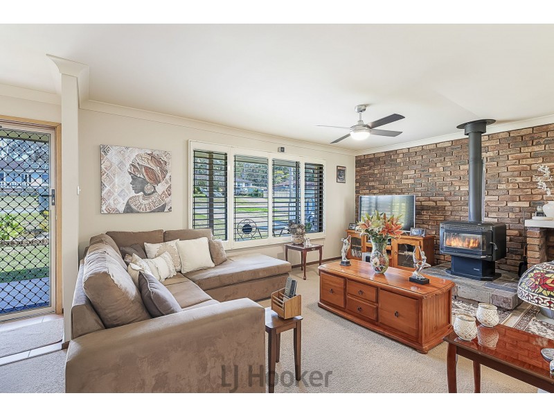 33 Rosemary Row, Rathmines NSW 2283