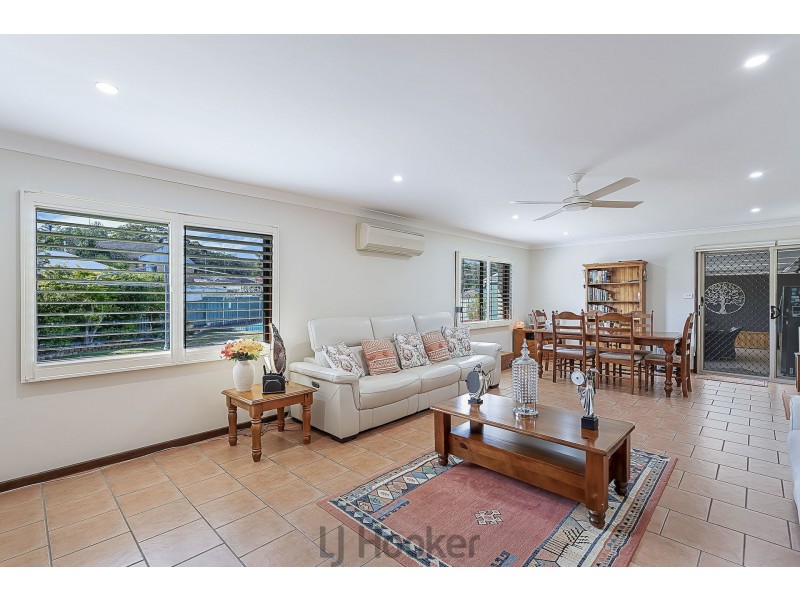 33 Rosemary Row, Rathmines NSW 2283