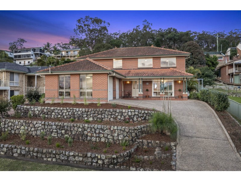 49 Alkrington Avenue, Fishing Point NSW 2283