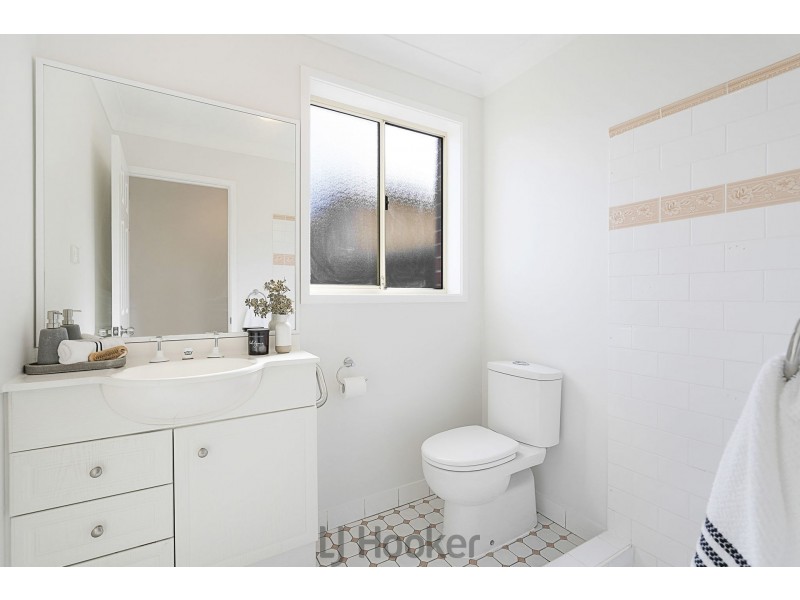 49 Alkrington Avenue, Fishing Point NSW 2283