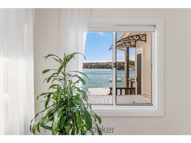 110 Sealand Road, Fishing Point NSW 2283
