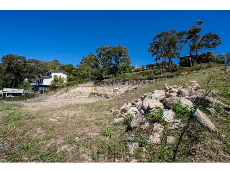86 Fishing Point Road, Fishing Point NSW 2283