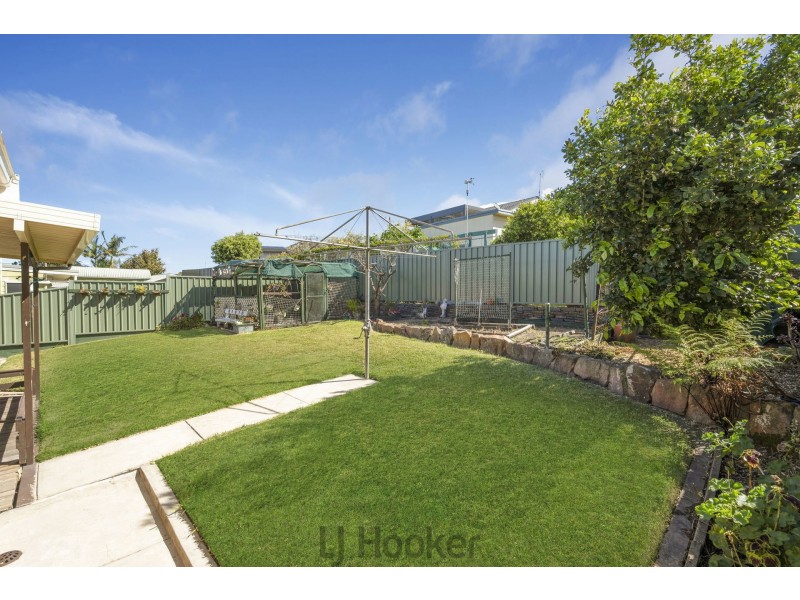 11 Puntee Street, Kilaben Bay NSW 2283