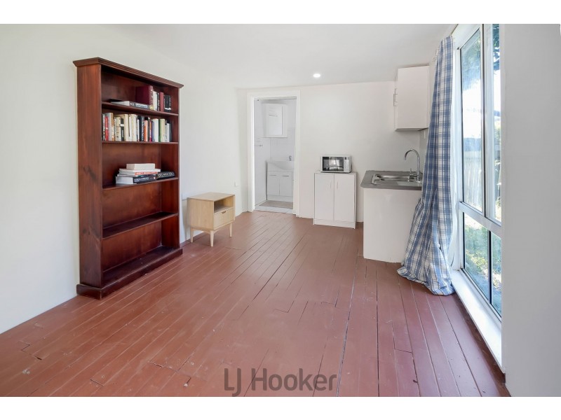 28 Carlisle Row, Fishing Point NSW 2283