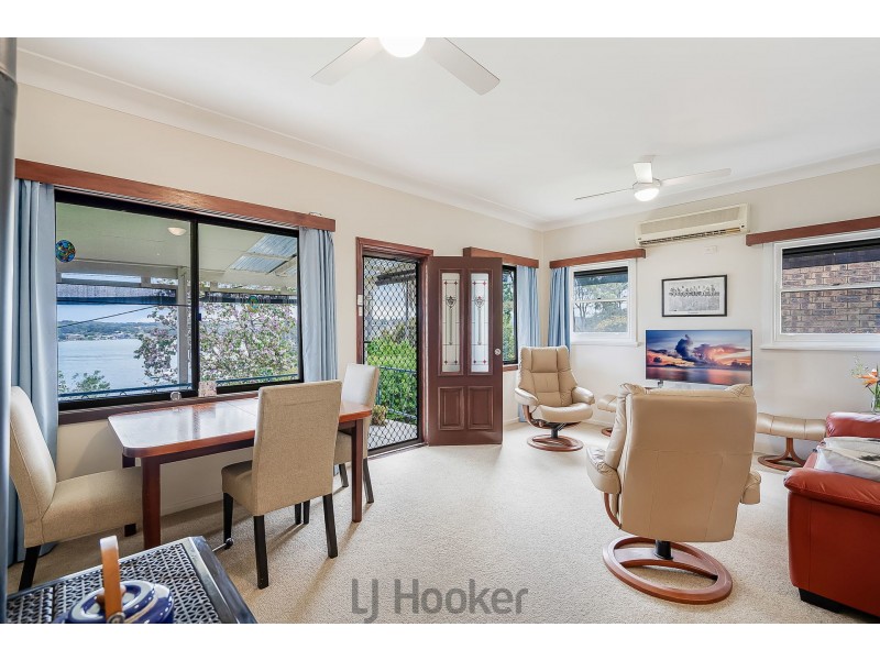 29 Sealand Road, Fishing Point NSW 2283