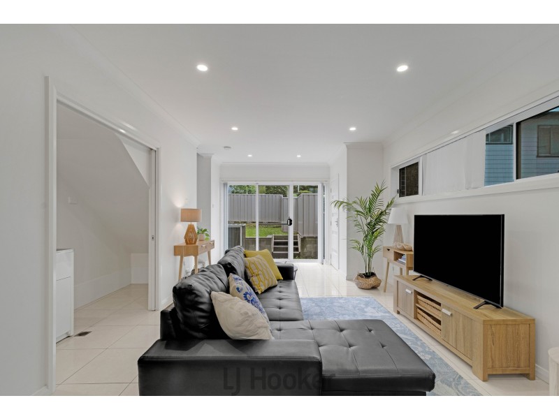 6/212 Warners Bay Road, Mount Hutton NSW 2290
