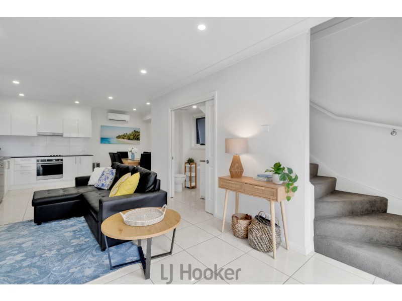 6/212 Warners Bay Road, Mount Hutton NSW 2290
