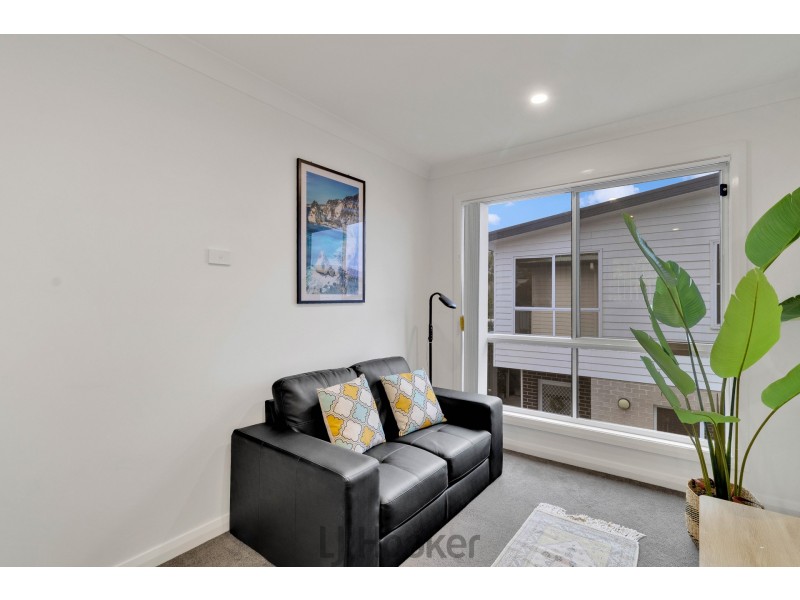6/212 Warners Bay Road, Mount Hutton NSW 2290