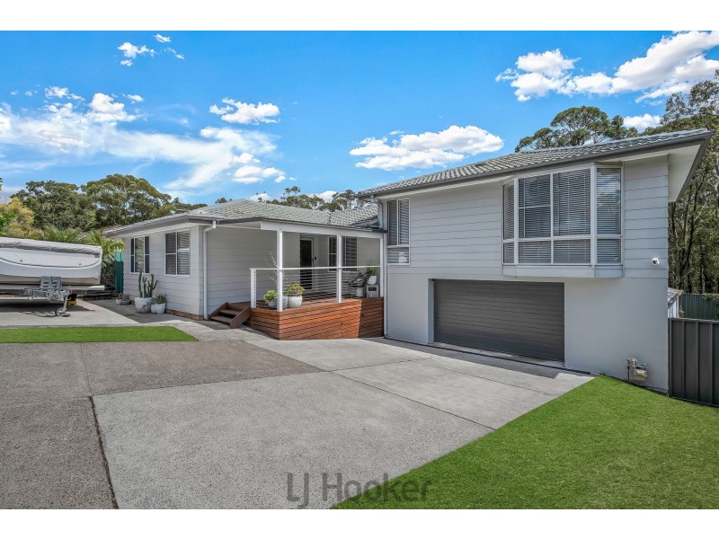 4 Fremantle Drive, Woodrising NSW 2284
