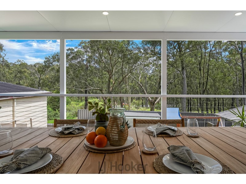 4 Fremantle Drive, Woodrising NSW 2284