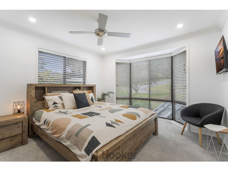 4 Fremantle Drive, Woodrising NSW 2284