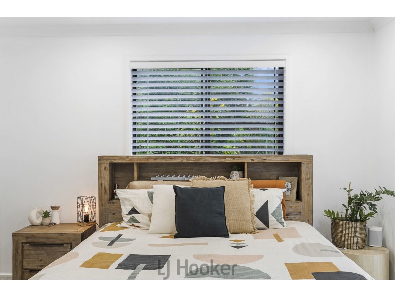 4 Fremantle Drive, Woodrising NSW 2284