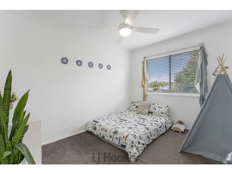 4 Fremantle Drive, Woodrising NSW 2284