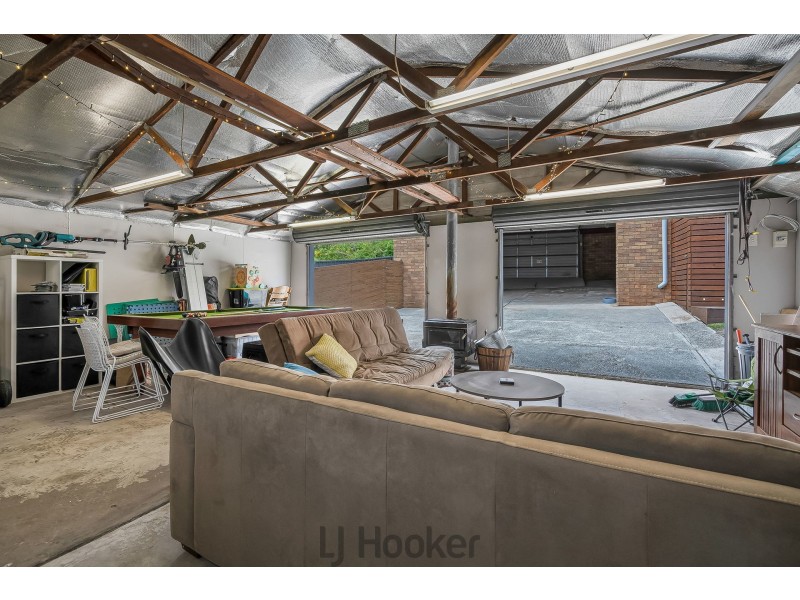 4 Fremantle Drive, Woodrising NSW 2284