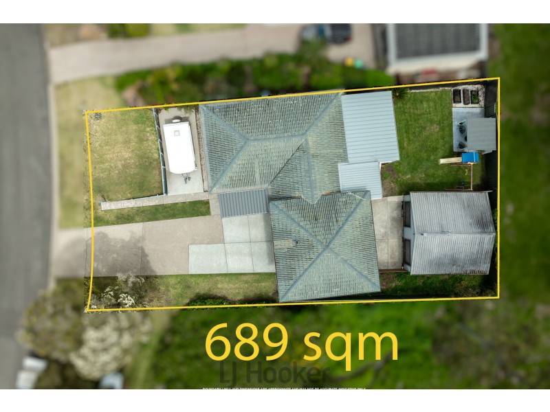 4 Fremantle Drive, Woodrising NSW 2284