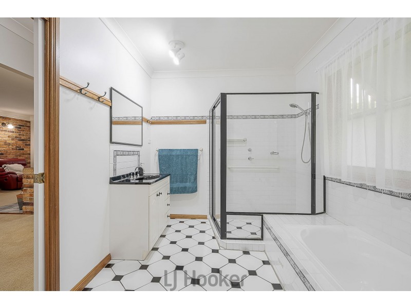 17 Starboard Close, Rathmines NSW 2283