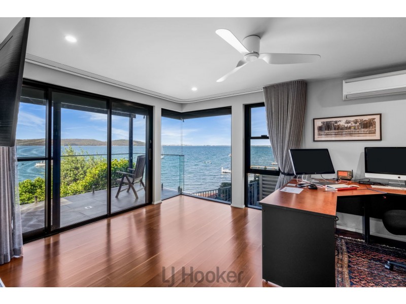 49 Excelsior Parade, Carey Bay NSW 2283