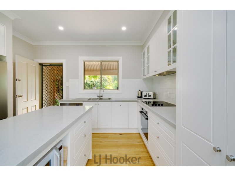 15 Mill Lane, Quorrobolong NSW 2325