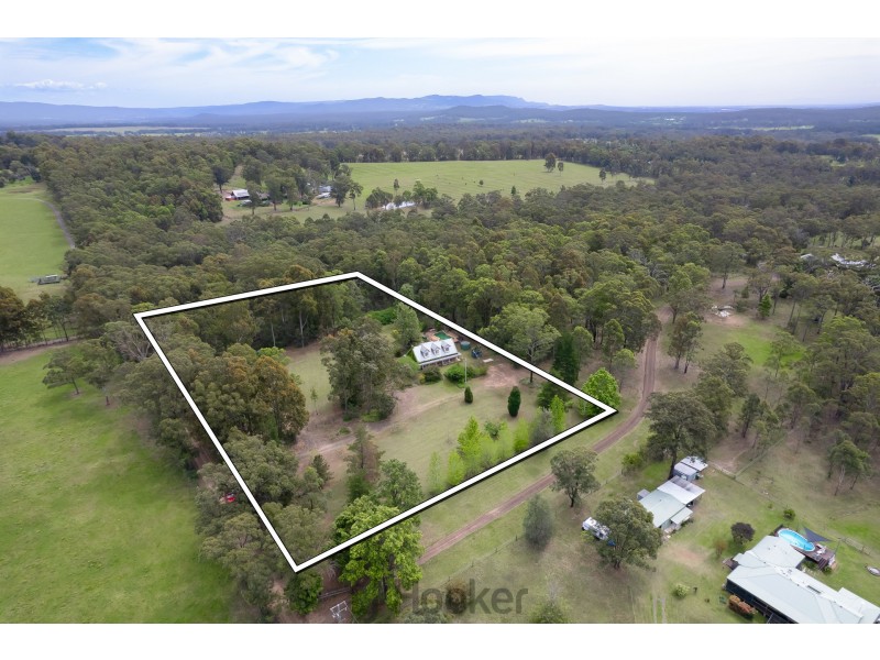15 Mill Lane, Quorrobolong NSW 2325