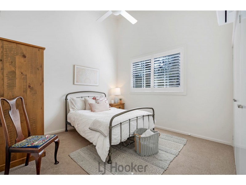 202 Excelsior Parade, Toronto NSW 2283