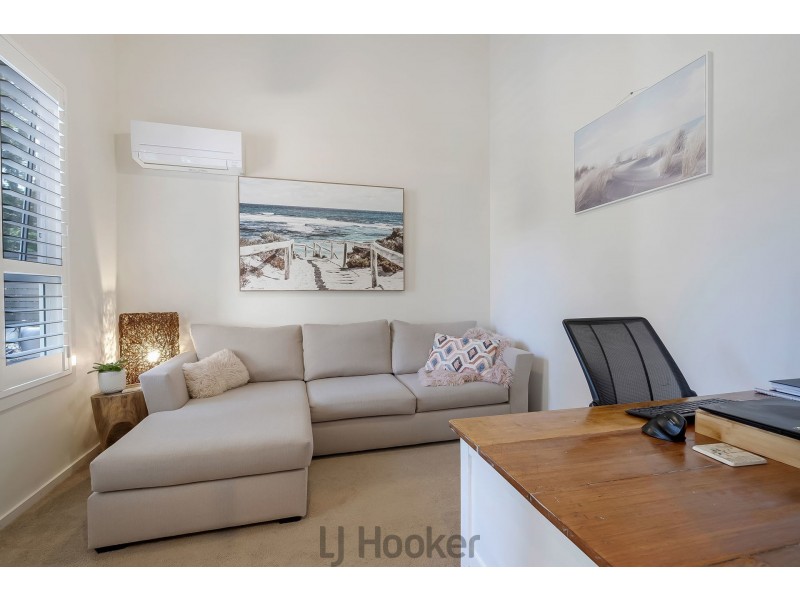 202 Excelsior Parade, Toronto NSW 2283