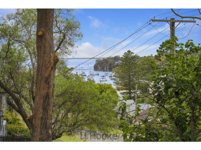 32 Dobell Drive, Wangi Wangi NSW 2267